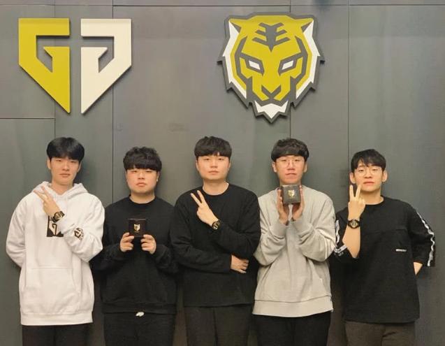 项技艺的普 项技艺的普